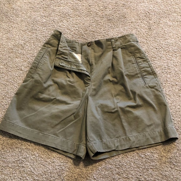 Jaclyn Smith Pants - Vintage Jacklyn Smith, army green shorts, size 14
